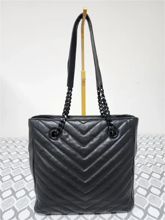 Authentic Saint Laurent Sheepskin Matelasse Chevron Slim Monogram Shopping Bag - Picture 4 of 12